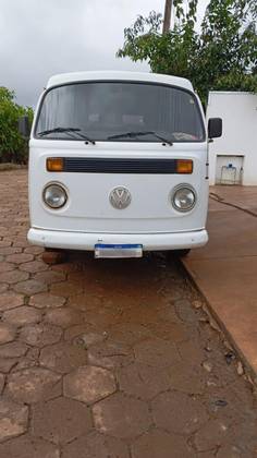 VOLKSWAGEN KOMBI 1.6 MI STD LOTAÇÃO 8V GASOLINA 3P MANUAL